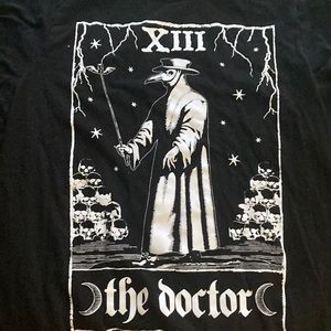 Plague Doctor Tarot Card T-Shirt